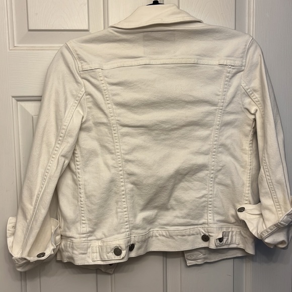 White Levi’s denim jacket - Picture 3 of 3